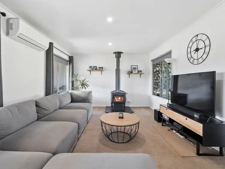 Third view of Homely house listing, 11 Woodside Court, Myrtleford VIC 3737