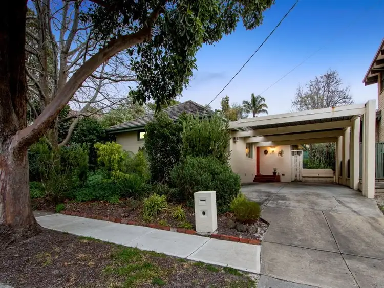 14 Benanee Drive, Frankston VIC 3199