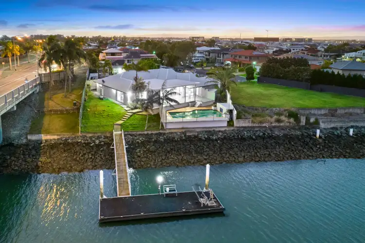 Second view of Homely house listing, 15 Heritage Court, Newport QLD 4020