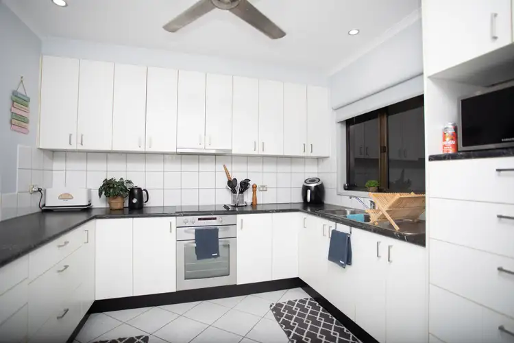 Fourth view of Homely semi-detached listing, 2/5 Shoobridge Street, Millner NT 810