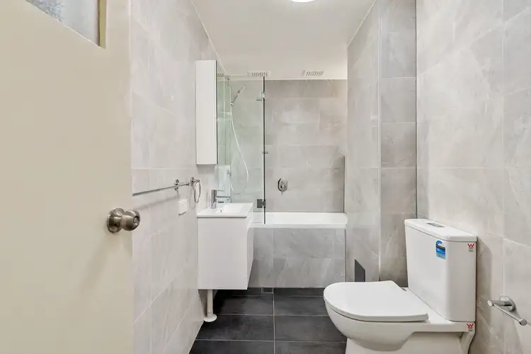 Fourth view of Homely apartment listing, 3/5 Longworth Avenue, Eastlakes NSW 2018
