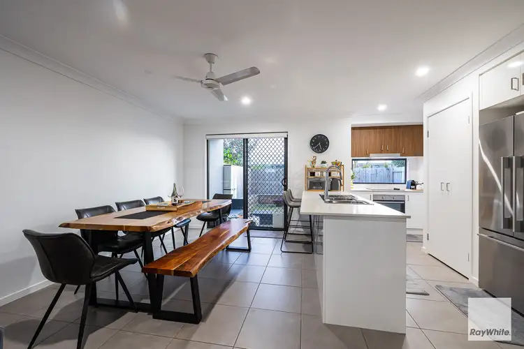 2/40 Highgrove Street, Thornlands QLD 4164
