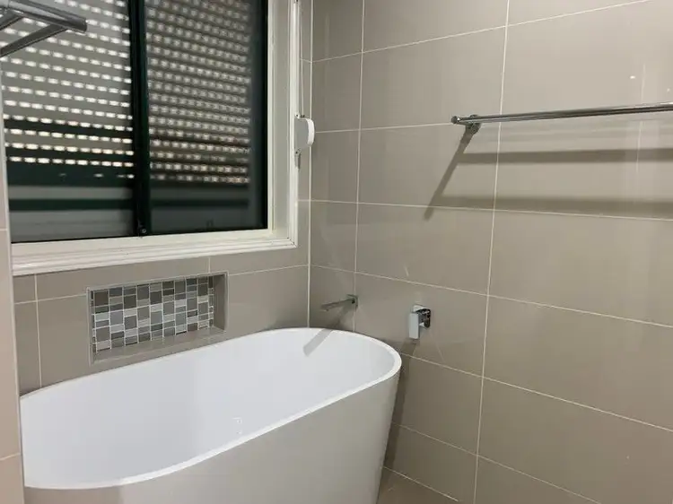 Fourth view of Homely house listing, 5 Salisbury Court, West Hoxton NSW 2171