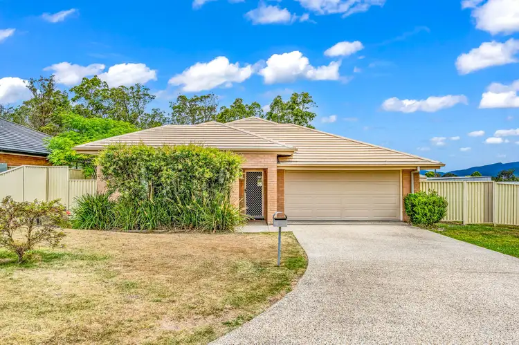 18 White Circuit, Gloucester NSW 2422