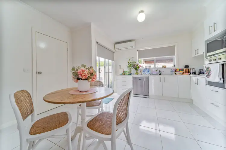 Fifth view of Homely house listing, 1/27 Hall Street, White Hills VIC 3550