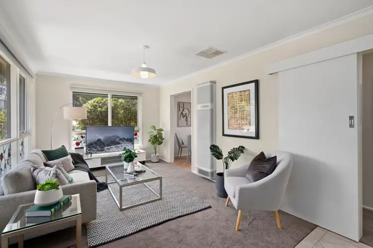 Main view of Homely unit listing, 1/18 Billara Close, Wantirna South VIC 3152