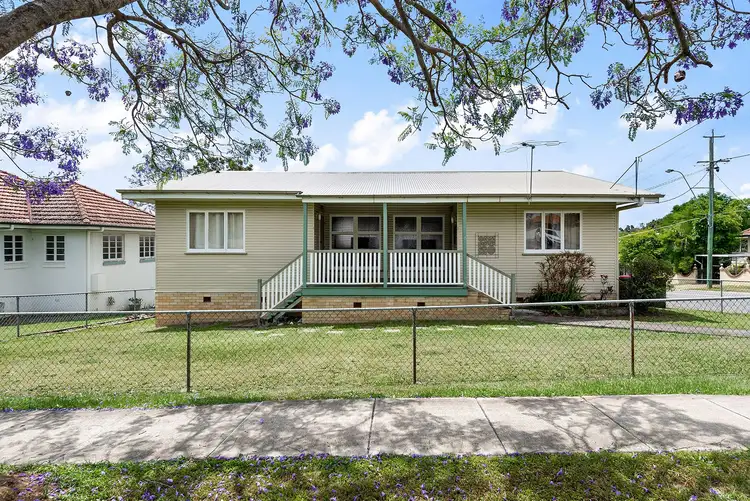 1 Cressey Street, Wavell Heights QLD 4012