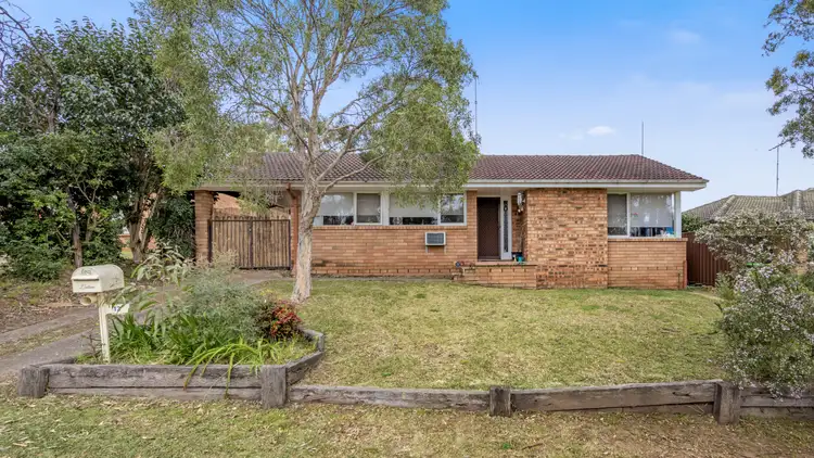 13 Tallowwood Crescent, Bradbury NSW 2560