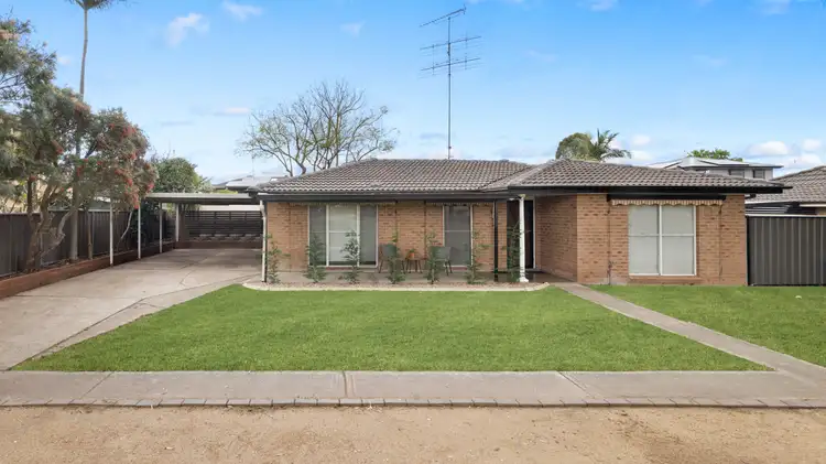 1 Timaru Grove, South Penrith NSW 2750