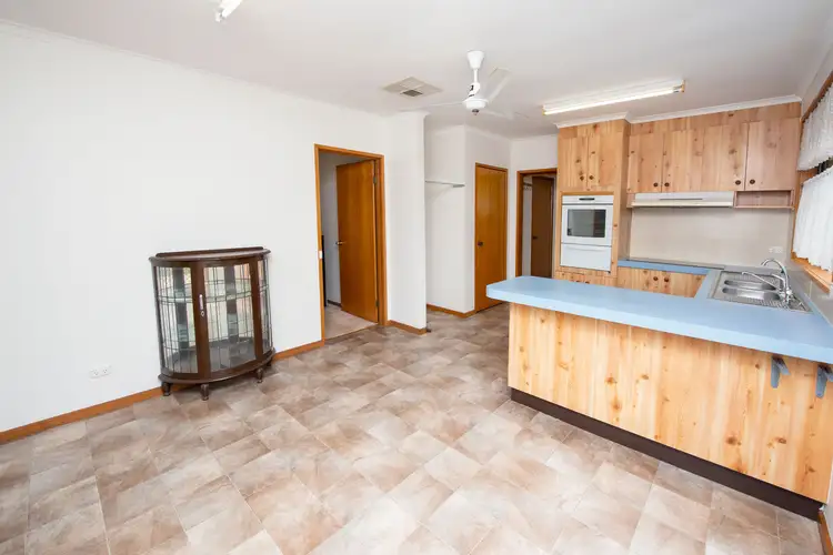 Fifth view of Homely house listing, 10 Nowie Street, Swan Hill VIC 3585