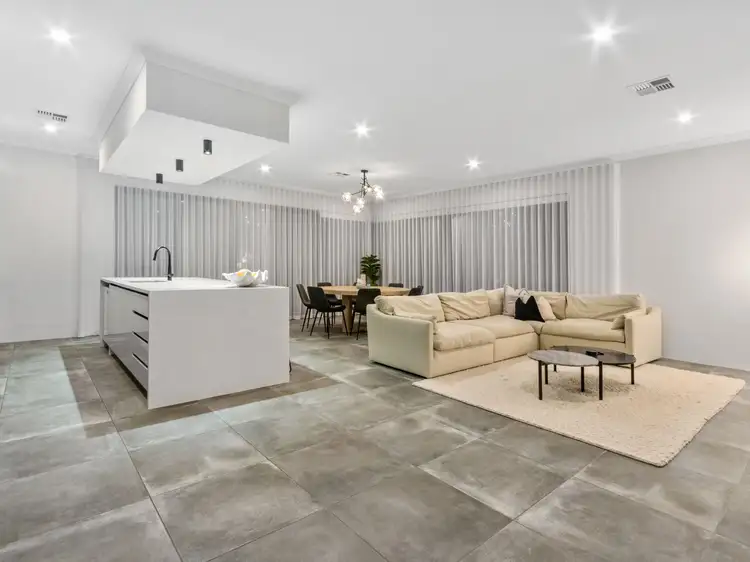 Second view of Homely house listing, 32 Davilak Crescent, Manning WA 6152