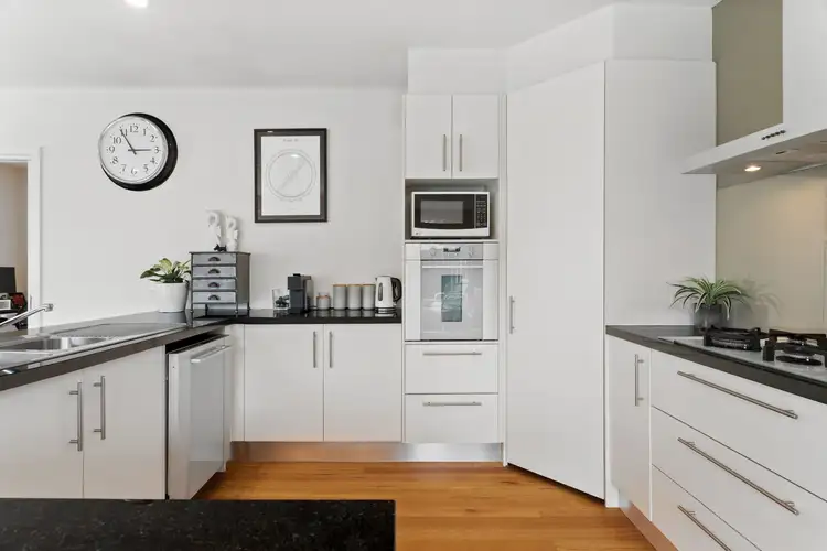 Fifth view of Homely house listing, 15 Elmore Avenue, Croydon VIC 3136