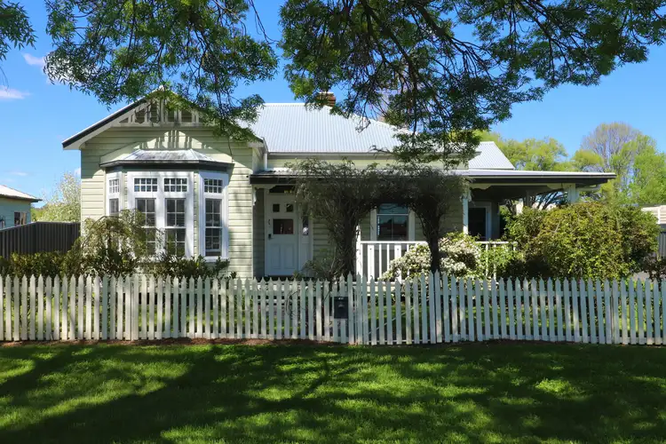 411 Grey Street, Glen Innes NSW 2370