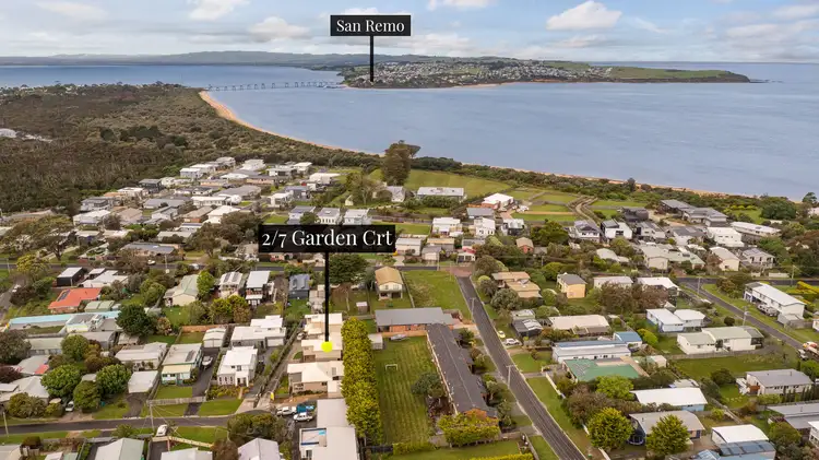 Second view of Homely house listing, 2/7 Garden Court, Cape Woolamai VIC 3925