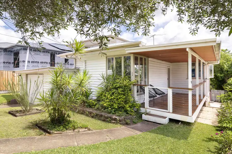 28 Montpelier Street, Clayfield QLD 4011
