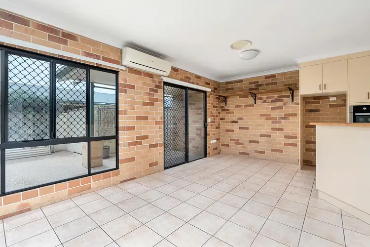 Sixth view of Homely house listing, 2/54 Kidd Street, Emerald QLD 4720