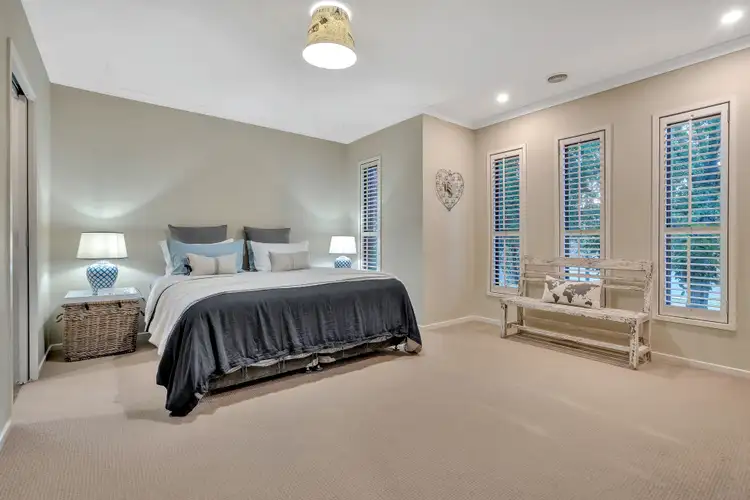 Fifth view of Homely house listing, 10 Meadow Street, Craigieburn VIC 3064