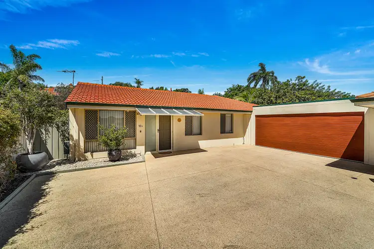 12a Cricklewood Way, Carine WA 6020