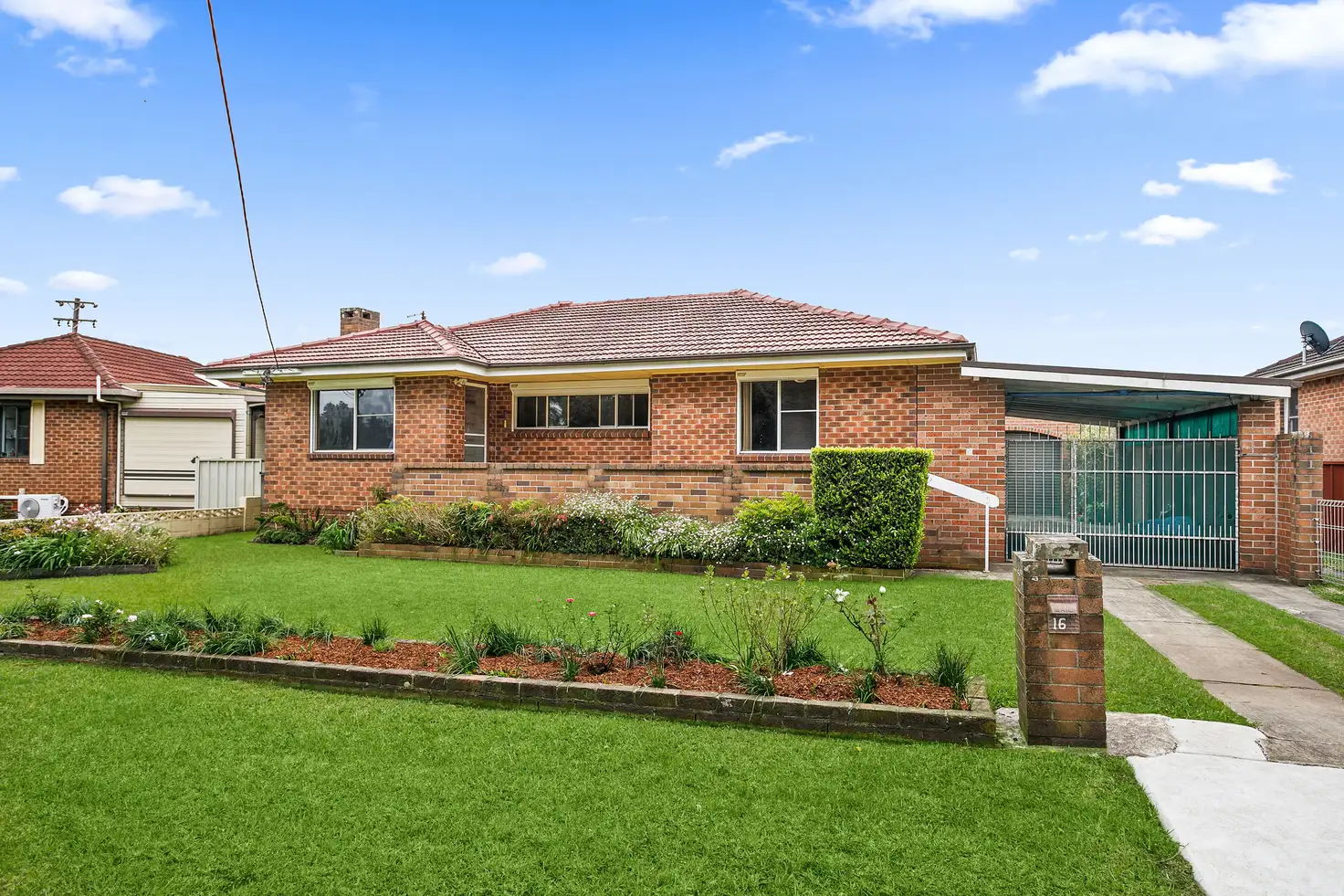 Main view of Homely house listing, 16 Venn Street, Berkeley NSW 2506