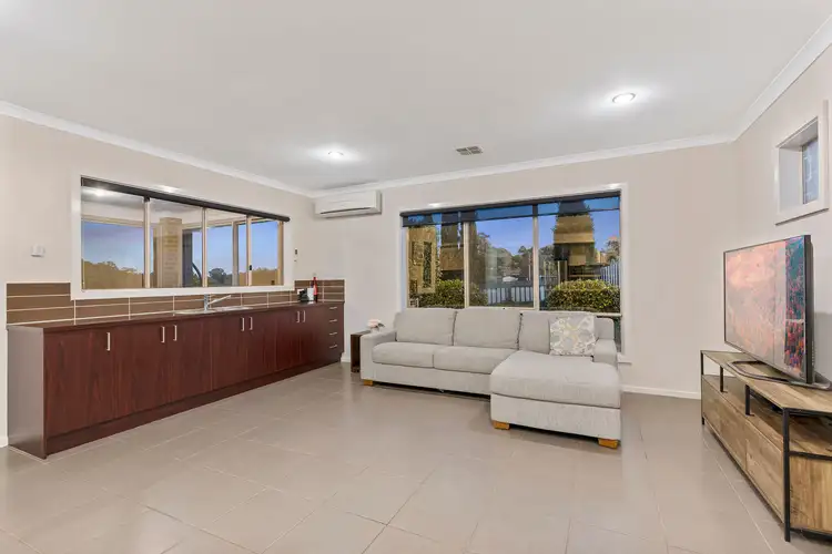Sixth view of Homely house listing, 15 Royal Oak Court, Mulgrave VIC 3170