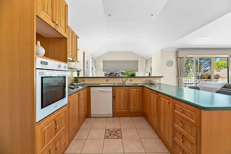 Fifth view of Homely house listing, 15 Nightingale Crescent, Berwick VIC 3806