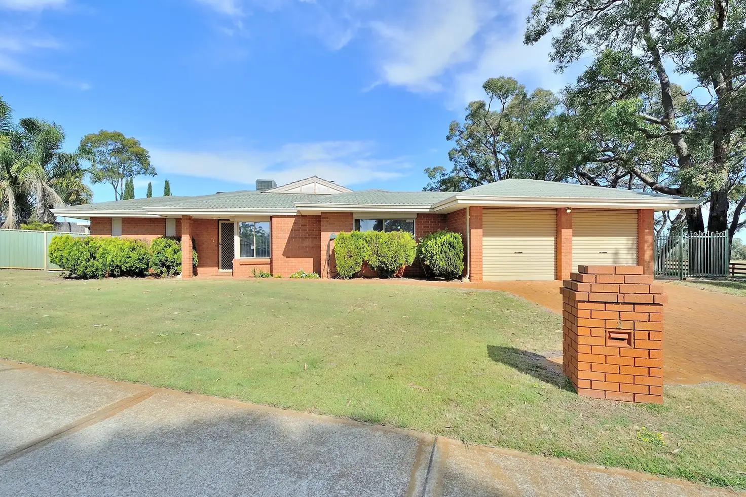 Main view of Homely house listing, 2 Field View, Bullsbrook WA 6084