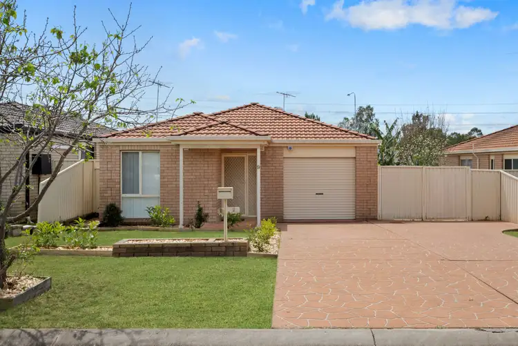 9 Kokoda Circuit, Mount Annan NSW 2567