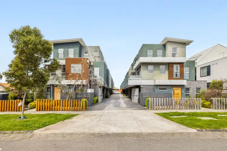 Second view of Homely townhouse listing, 6/6 Winifred Street, Essendon VIC 3040