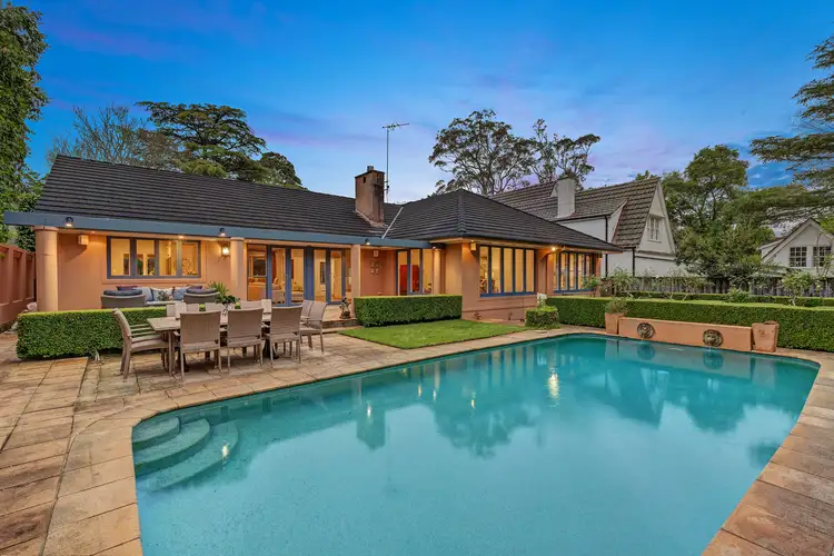 20 Chilton Parade, Warrawee NSW 2074