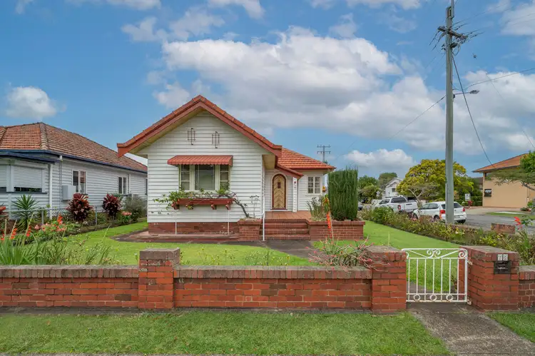 75 Nudgee Road, Hamilton QLD 4007