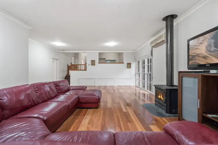 2 George Street, Mont Albert VIC 3127