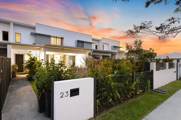23 Captain Avenue, Newport QLD 4020