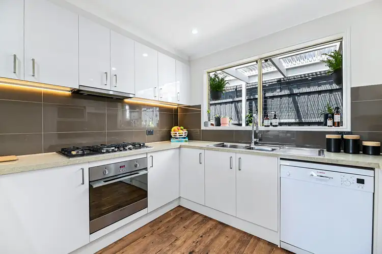 Fourth view of Homely house listing, 7 Bree Court, Berwick VIC 3806