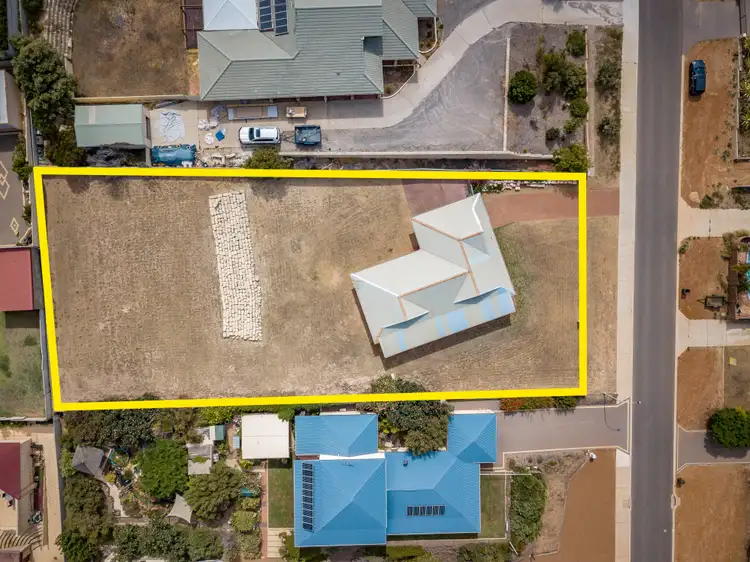 Third view of Homely house listing, 9 Eakins Crescent, Wandina WA 6530