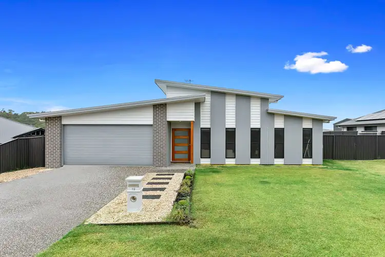 19 Wintergreen Court, Nikenbah QLD 4655