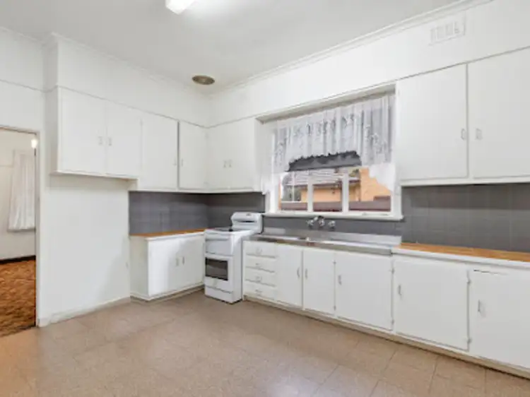 Fourth view of Homely house listing, 8 Oak Street, Seymour VIC 3660