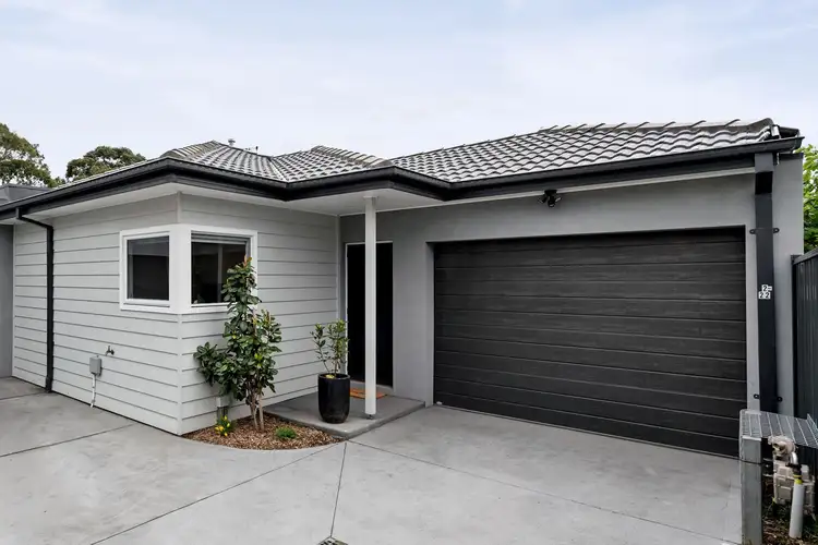 Main view of Homely unit listing, 2/22 Almond Avenue, Brooklyn VIC 3012