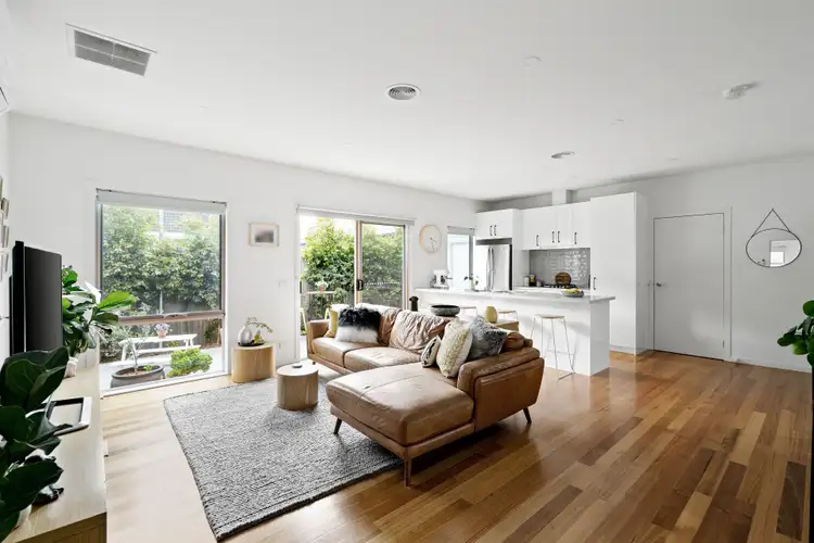 Third view of Homely unit listing, 2/22 Almond Avenue, Brooklyn VIC 3012