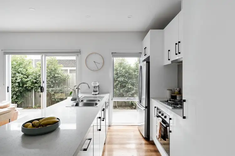 Fifth view of Homely unit listing, 2/22 Almond Avenue, Brooklyn VIC 3012