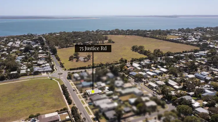 75 Justice Road, Cowes VIC 3922