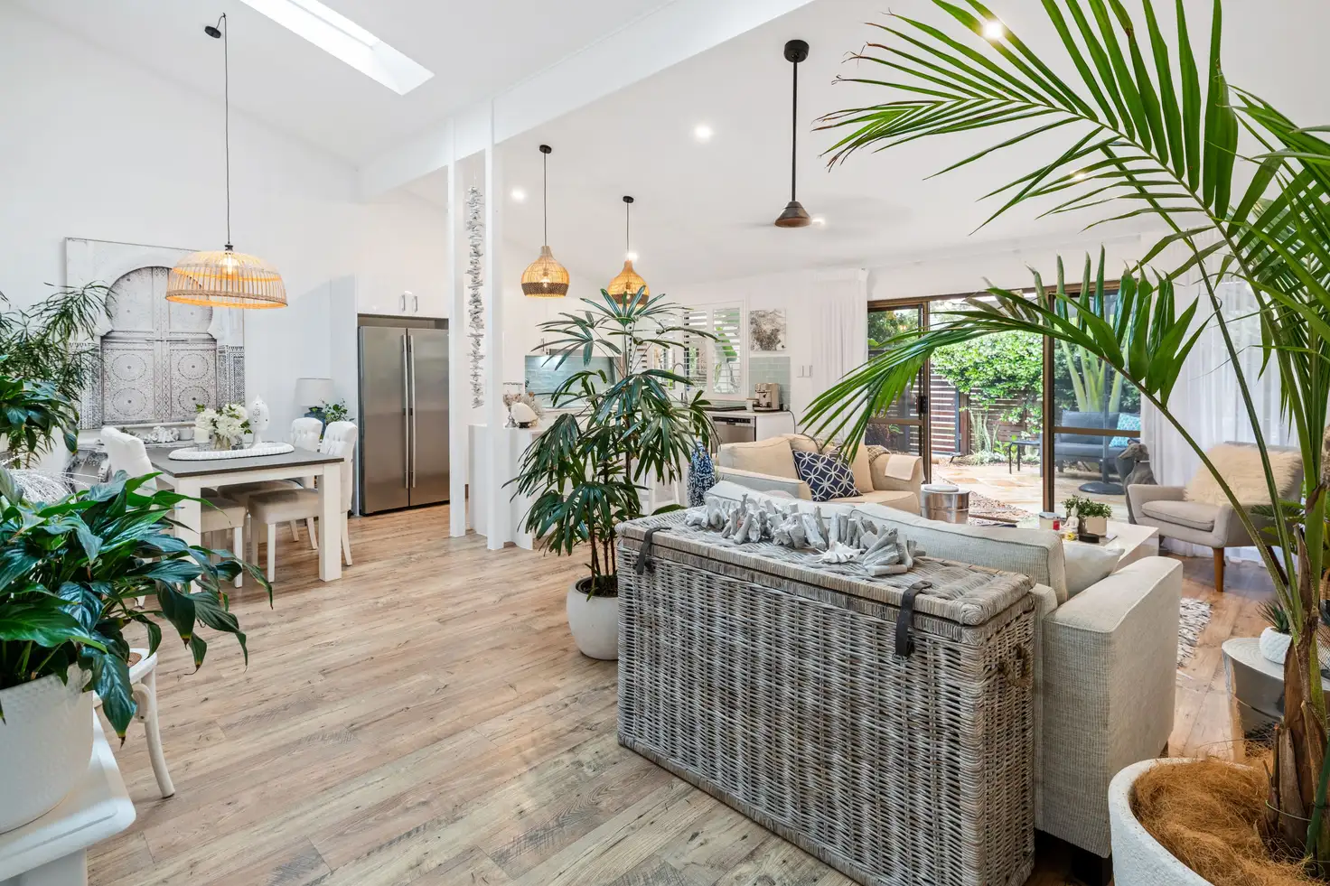 Main view of Homely townhouse listing, 18/9 Freyburg Street, Sorrento QLD 4217