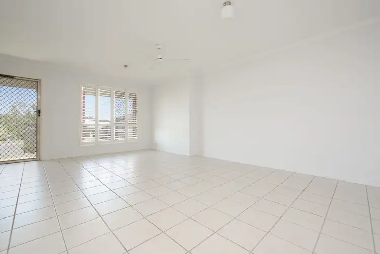 Seventh view of Homely semi-detached listing, 15A Whitbread Road, Clinton QLD 4680