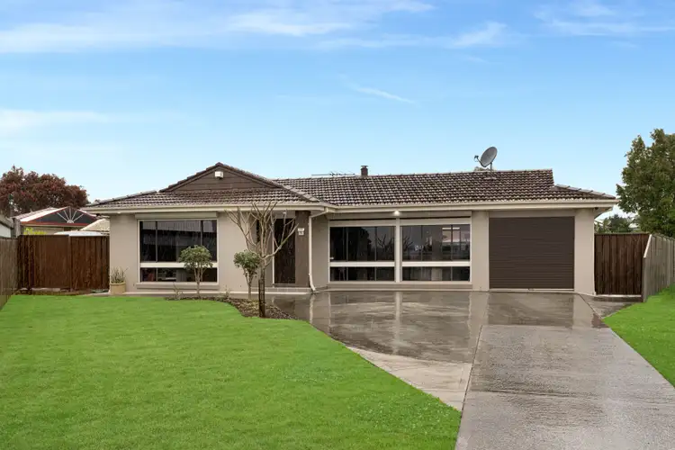 11 Bute Place, St Andrews NSW 2566