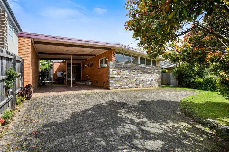 Second view of Homely house listing, 33 Josephine Avenue, Mount Waverley VIC 3149