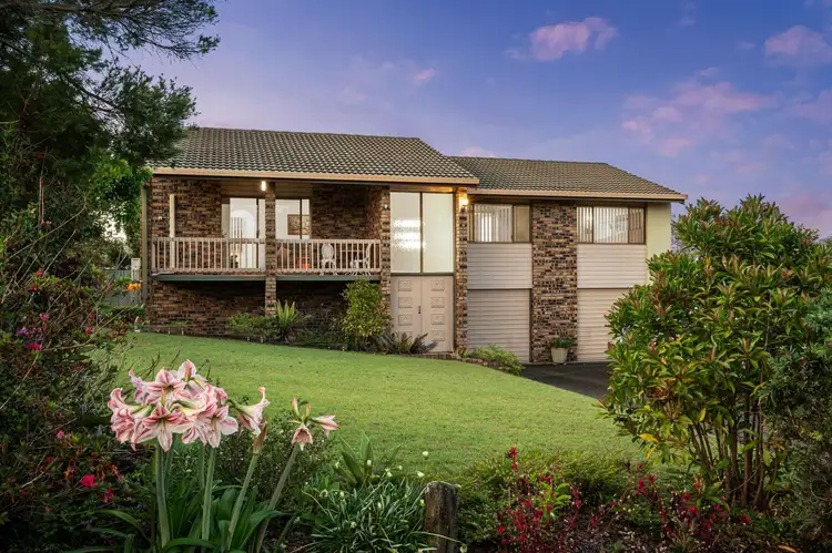28 Knightsbridge Crescent, Rochedale South QLD 4123