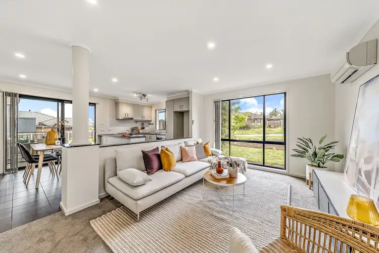Fifth view of Homely house listing, 18 Wunderly Circuit, Macgregor ACT 2615