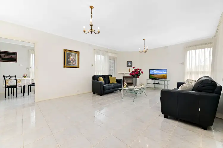 Second view of Homely house listing, 8 Azalea Court, Wheelers Hill VIC 3150