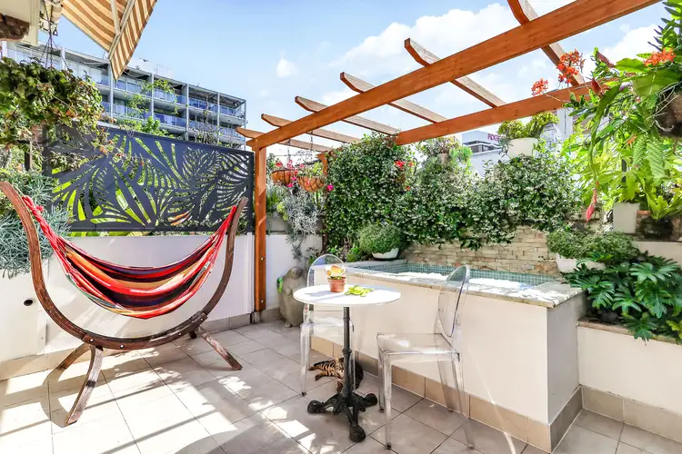 1A Little Oxford Street