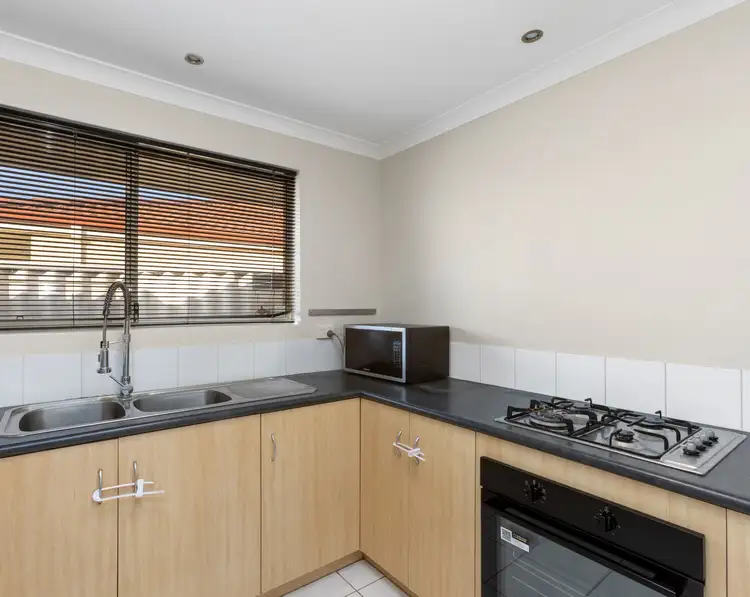 Seventh view of Homely house listing, 6/13 Bickley Road, Cannington WA 6107
