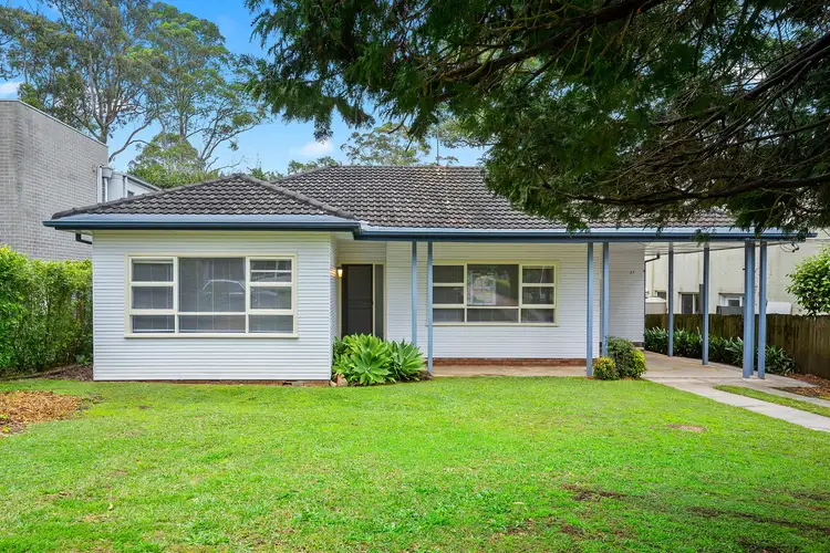 25 Bishop Avenue, West Pennant Hills NSW 2125